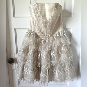 Betsey Johnson Ivory Strapless Lace Dress